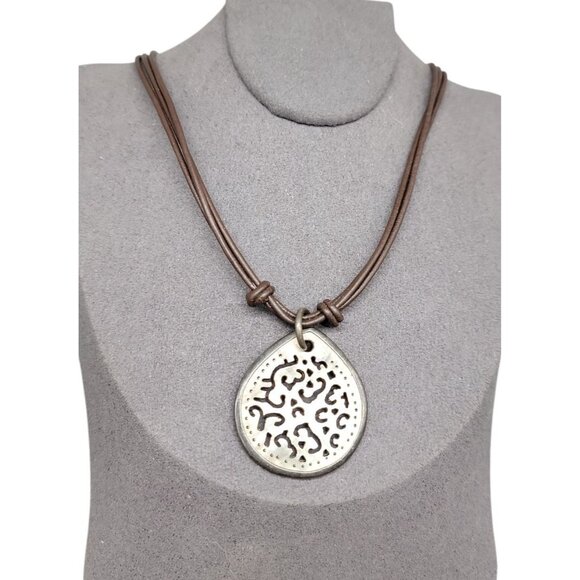 Silpada Sterling Carved Abalone Teardrop Pendant Necklace Brown Leather Cord 17" - Picture 3 of 12